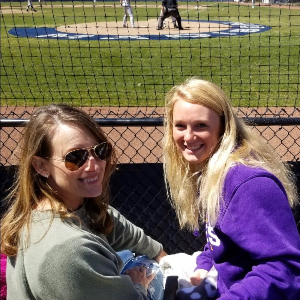 Meet your Posher, Dana